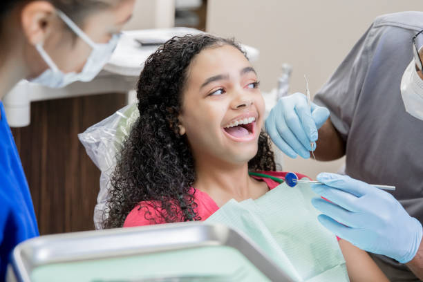 Best Dentist Open Late Near Me  in Allendale, CA